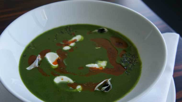 Spring soup w spinach and parsley